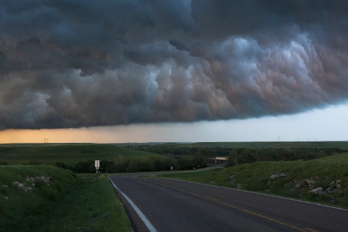 Thunderstorm features